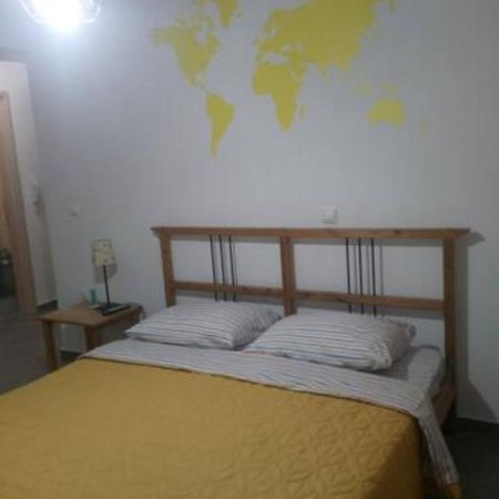 Makis Rooms C Missolonghi Exterior photo